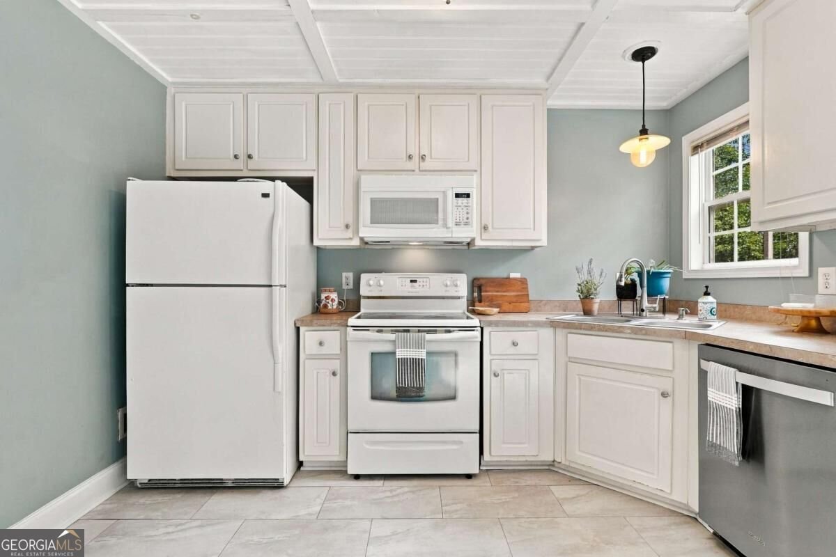 196 Scott Court Fairmount - Photo 9