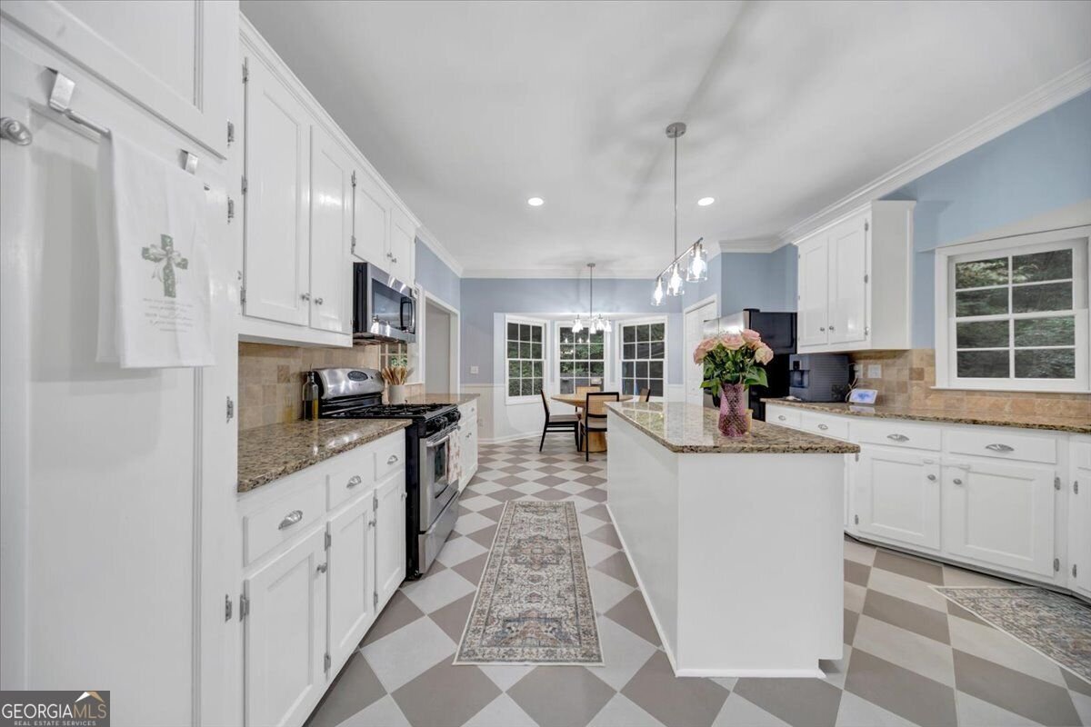 320 Kings Court Marietta - Photo 8