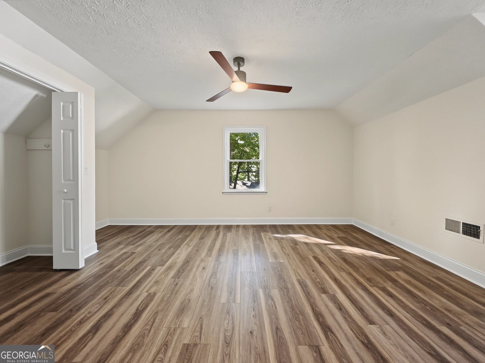 114 River Creek Drive Woodstock - Photo 26