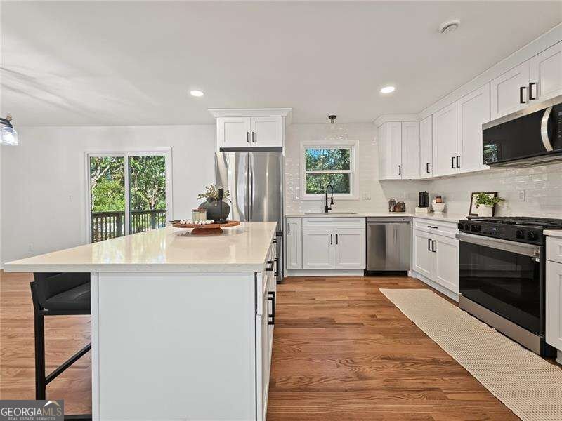 114 River Creek Drive Woodstock - Photo 9
