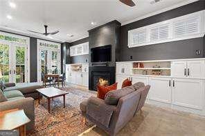 2079 Dunwoody Street Atlanta - Photo 18