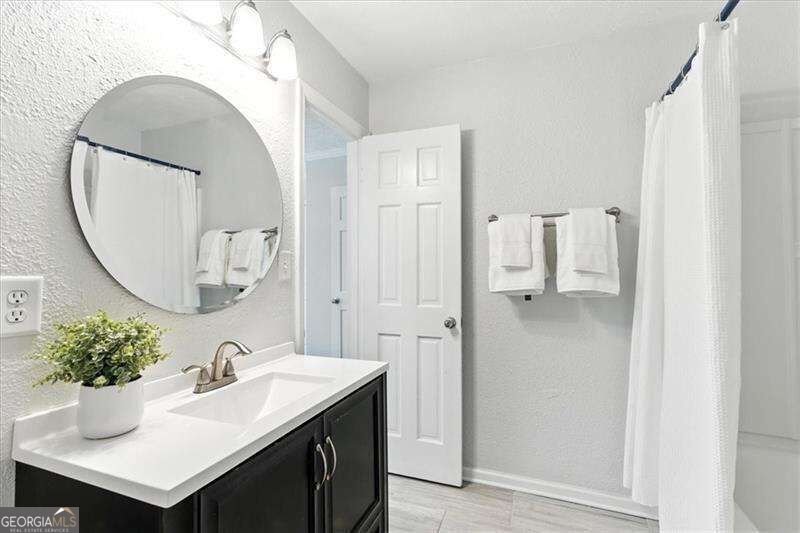 235 Winding River Drive Atlanta - Photo 12