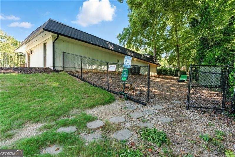 235 Winding River Drive Atlanta - Photo 21