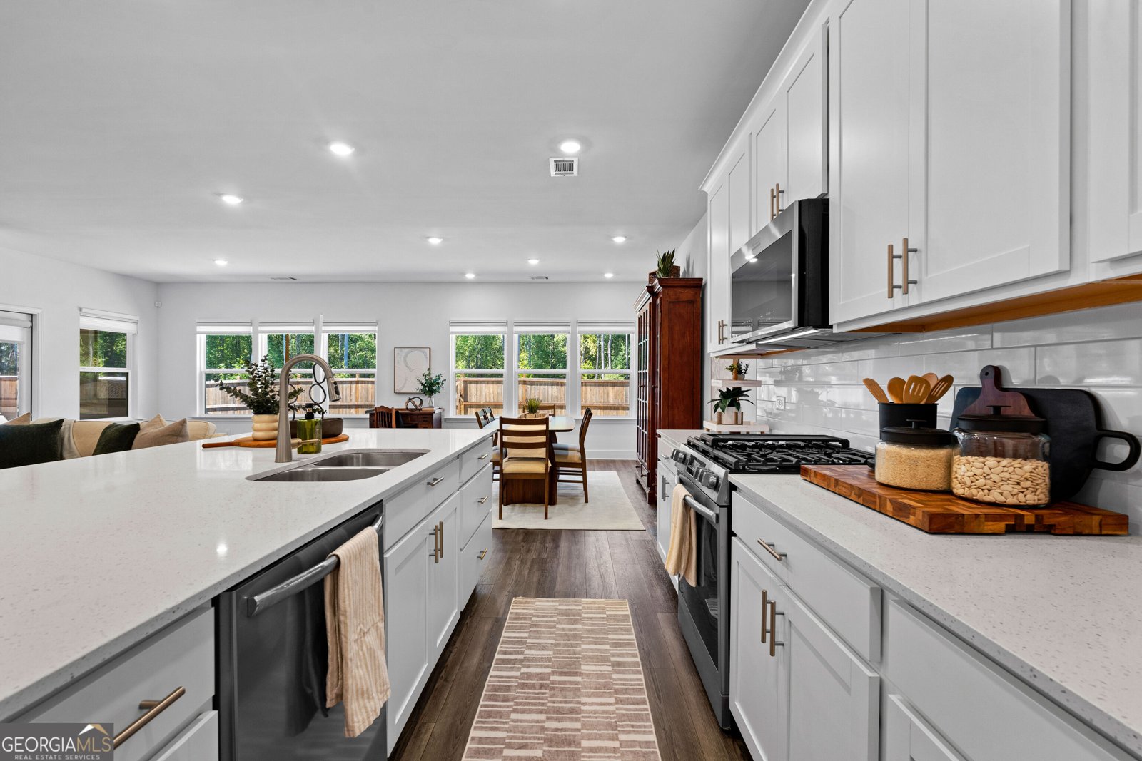 130 Airmont Drive Sharpsburg - Photo 15