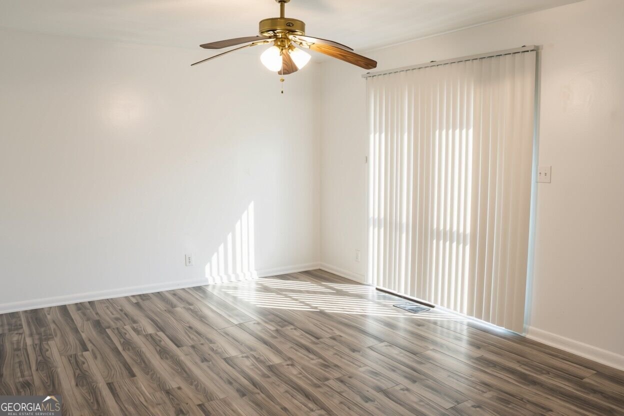 884 Pine Roc Drive Stone Mountain - Photo 6