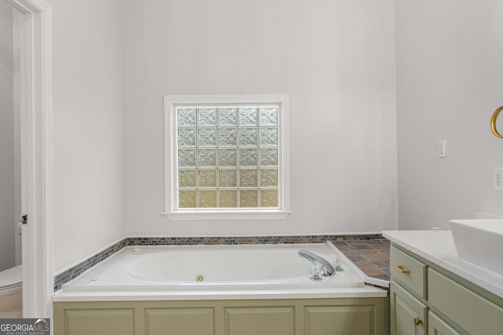 832 Voorhees Road Hamilton - Photo 22