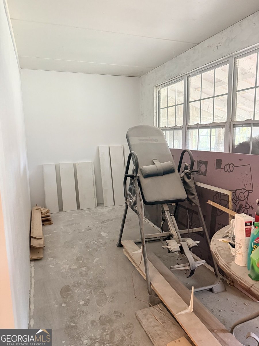 1050 Scott Branch Road Williamson - Photo 22