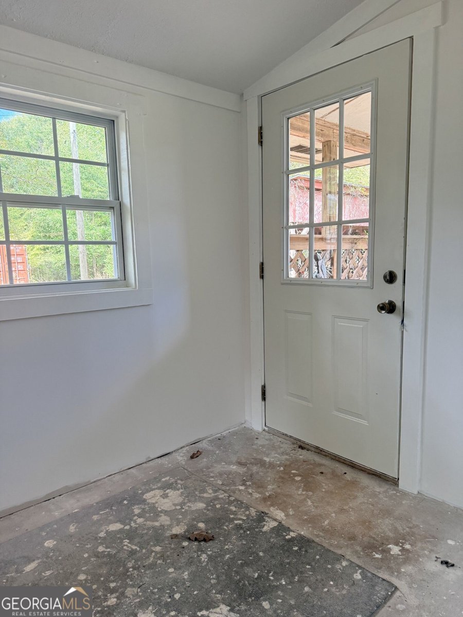 1050 Scott Branch Road Williamson - Photo 31
