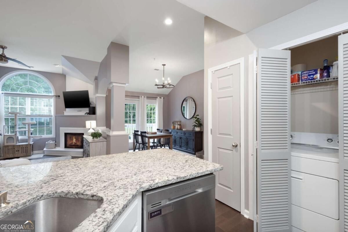 4006 Orchard Hill Terrace Stone Mountain - Photo 11