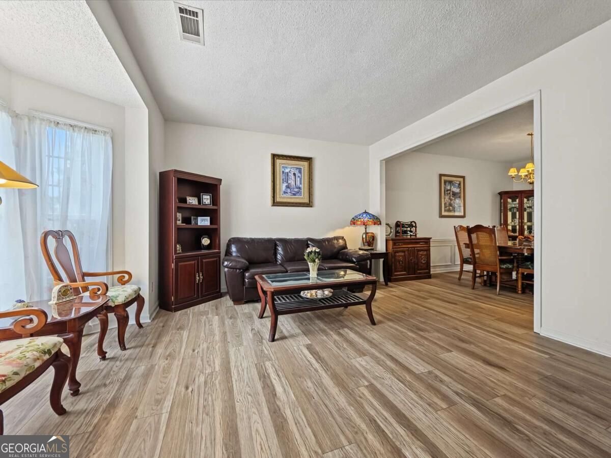 5810 Haterleigh Drive Johns Creek - Photo 7