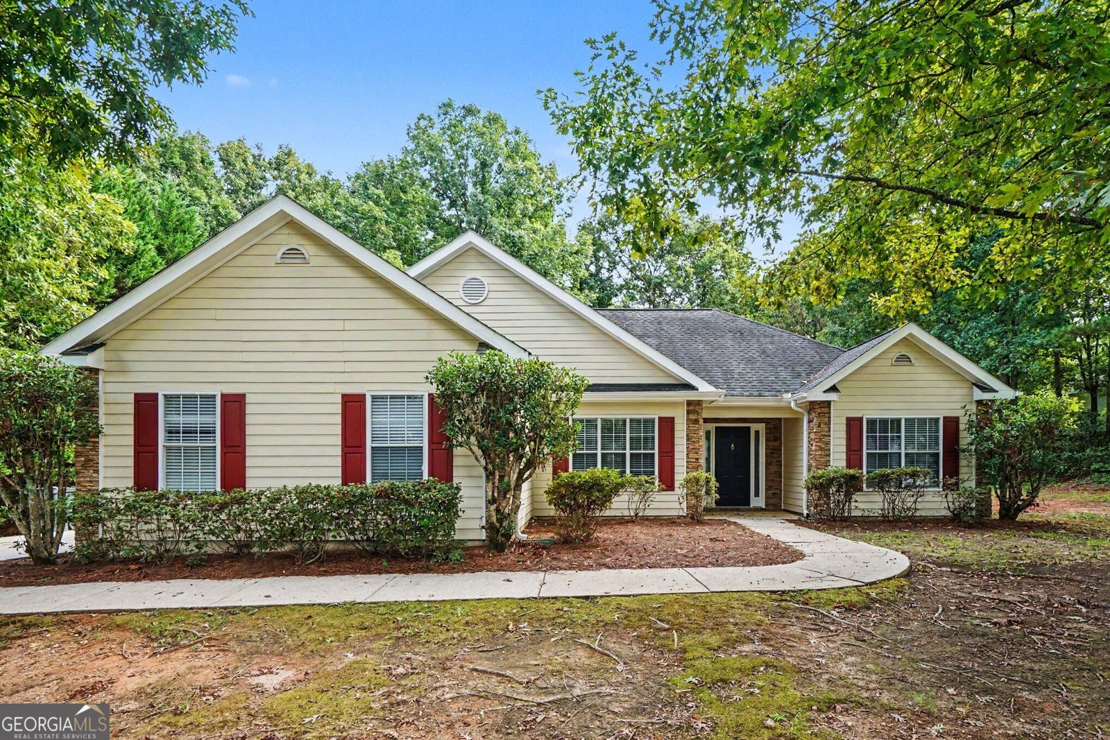 3962 Clairmont Court Bethlehem - main photo