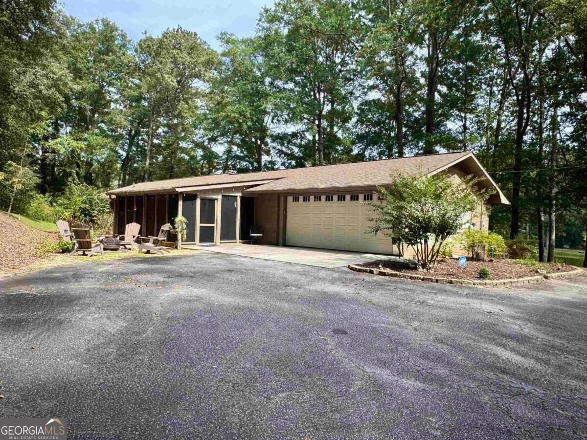 1100 Phelps Road Greensboro - Photo 7