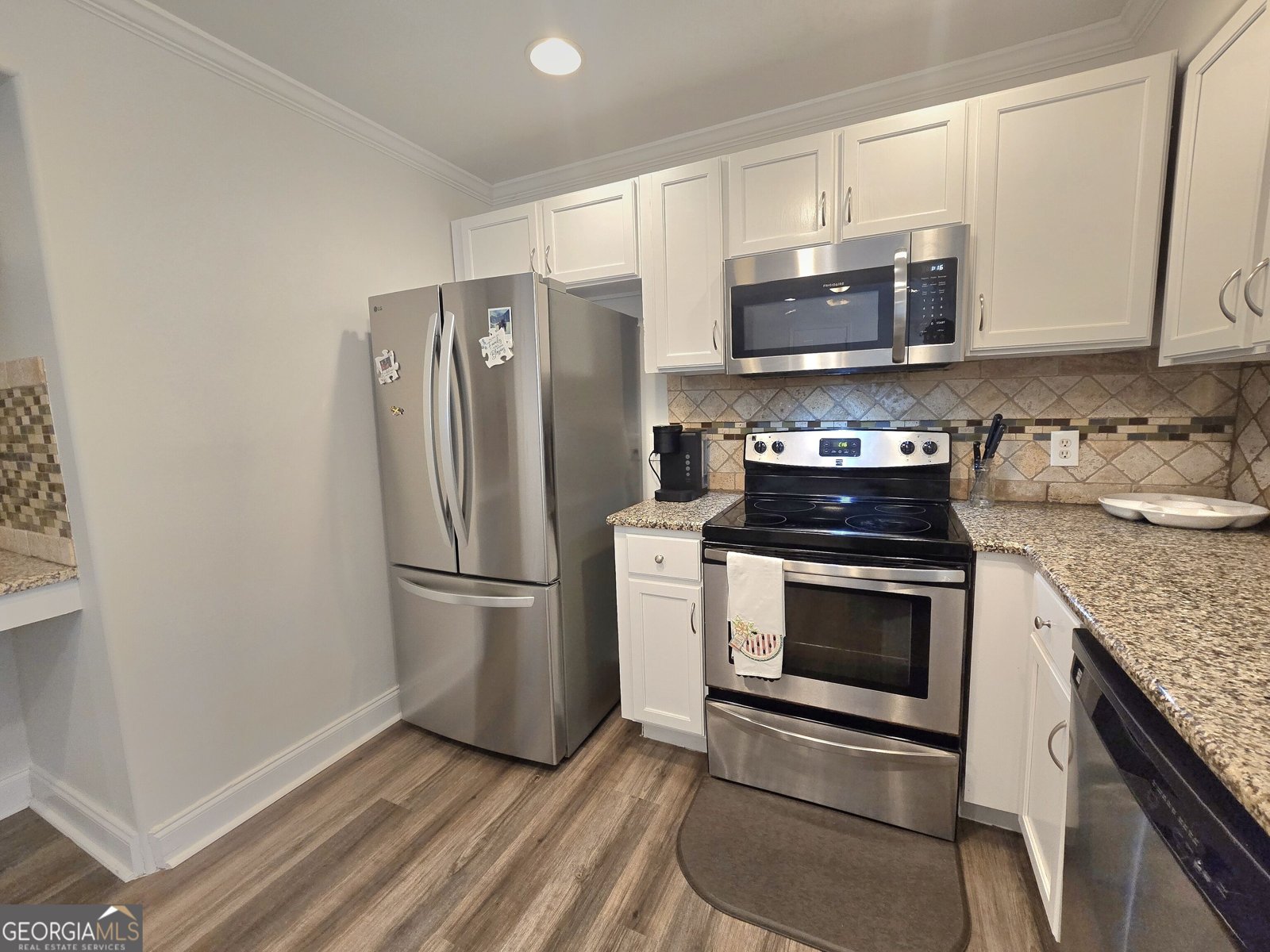 103 Autumn Way Stockbridge - Photo 9
