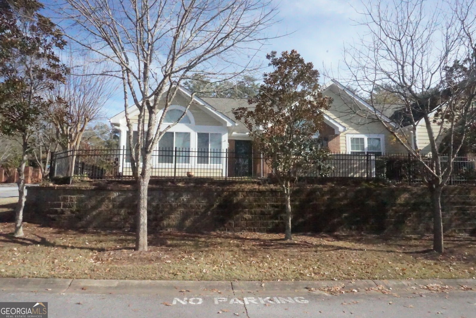 1802 Cascade Park Drive Atlanta - main photo