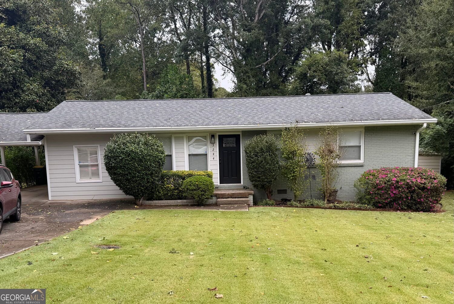 3244 Spring Drive Doraville - main photo