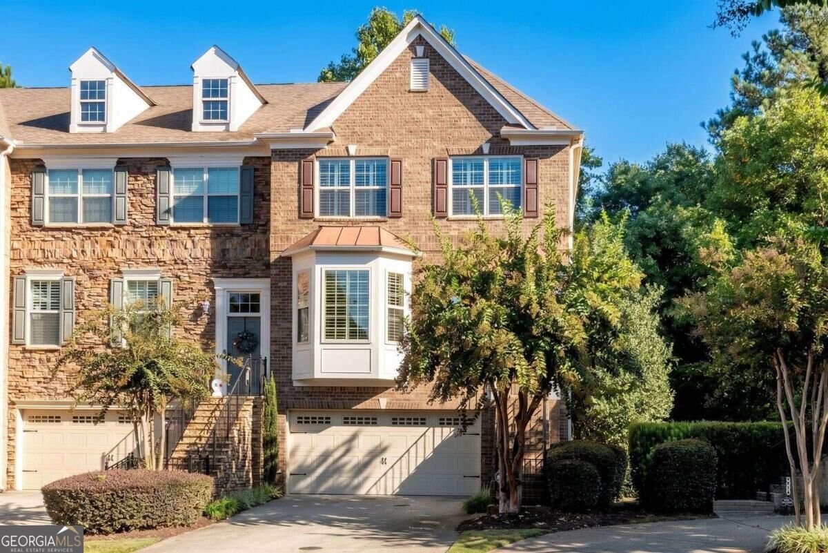 4002 Manchester Circle Roswell - main photo