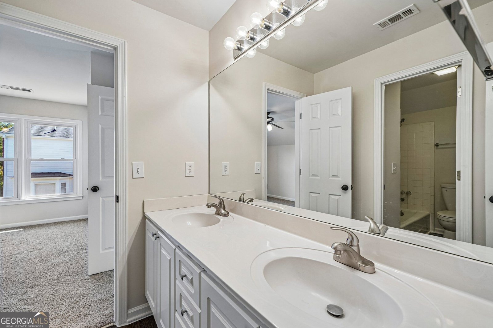 5156 Broadgreen Drive Peachtree Corners - Photo 23