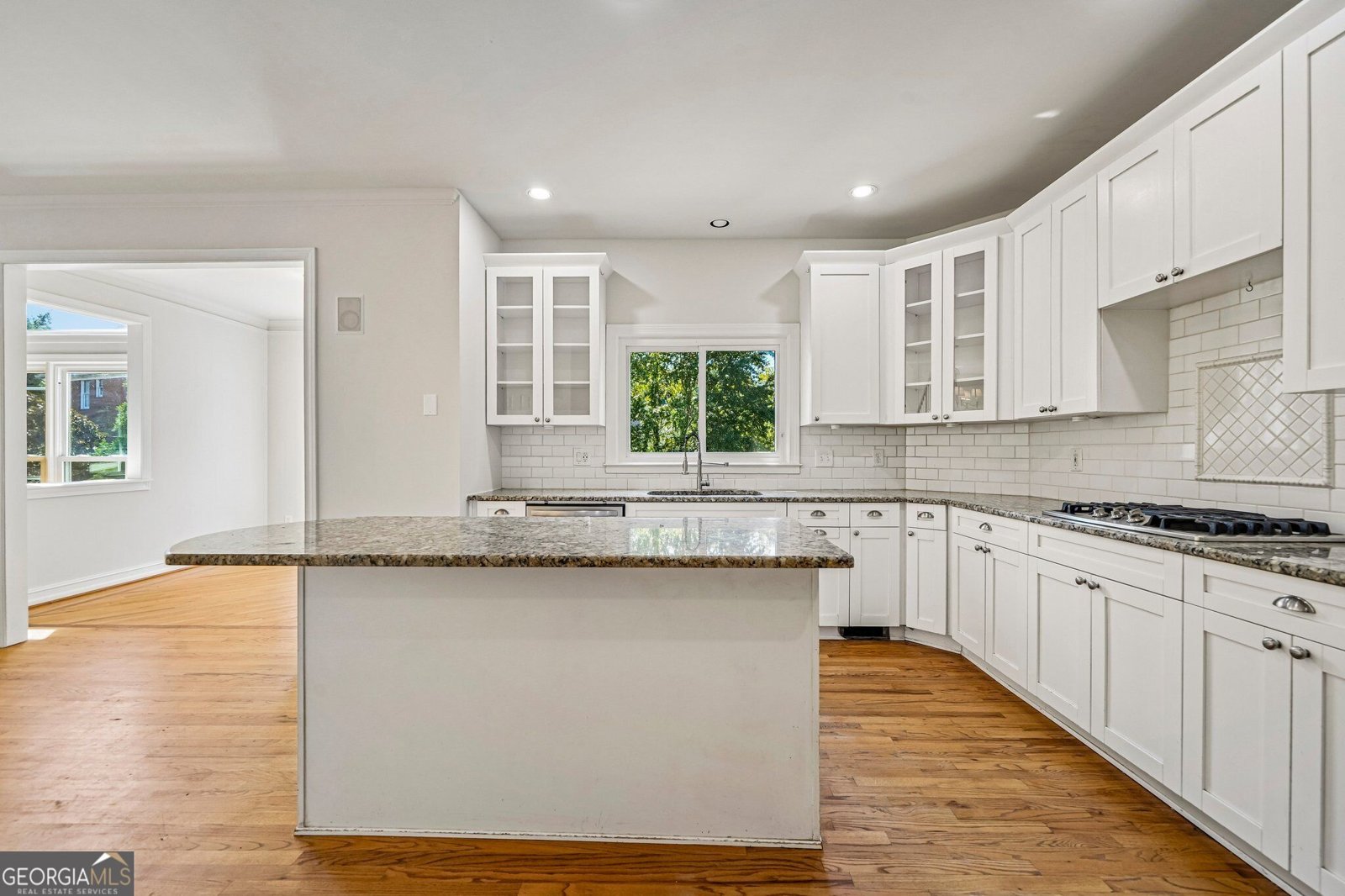 5156 Broadgreen Drive Peachtree Corners - Photo 9