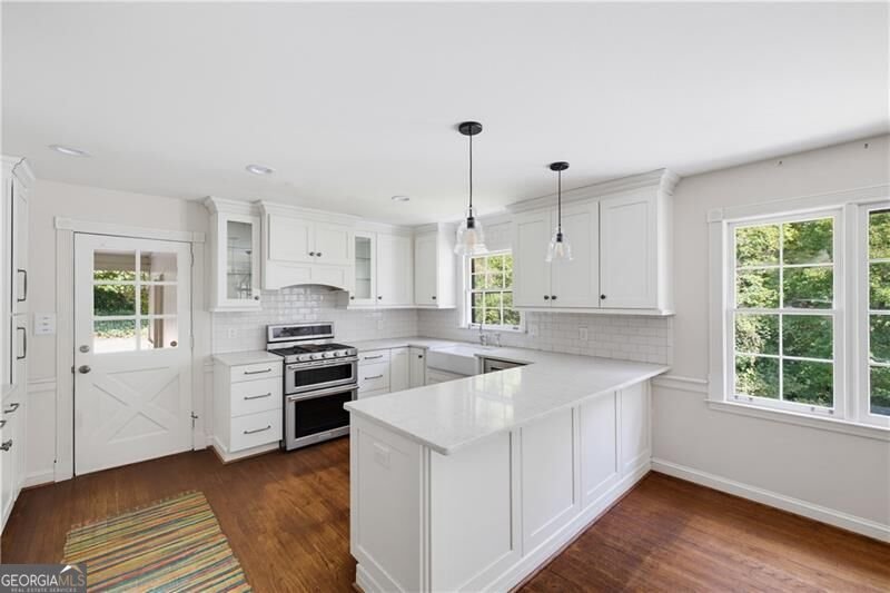5715 Lake Island Drive Sandy Springs - Photo 10