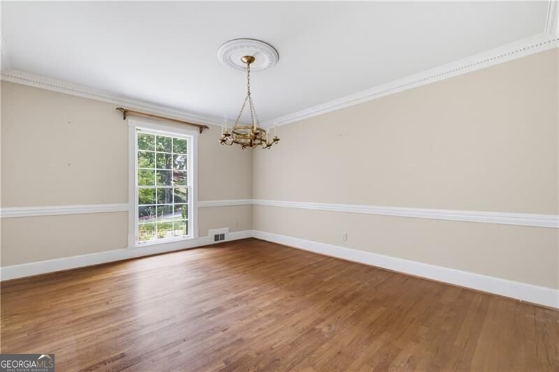 5715 Lake Island Drive Sandy Springs - Photo 13