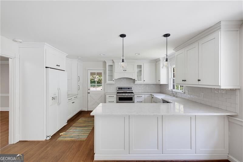 5715 Lake Island Drive Sandy Springs - Photo 8