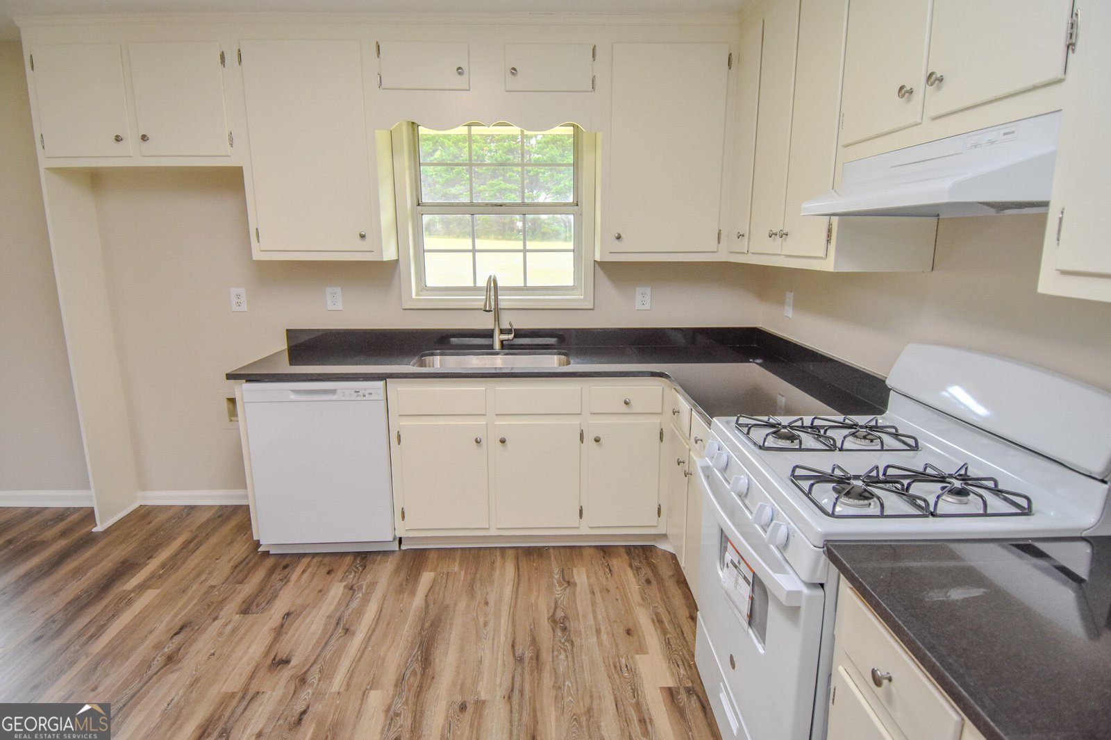 111 Meadowview Lane Williamson - Photo 10