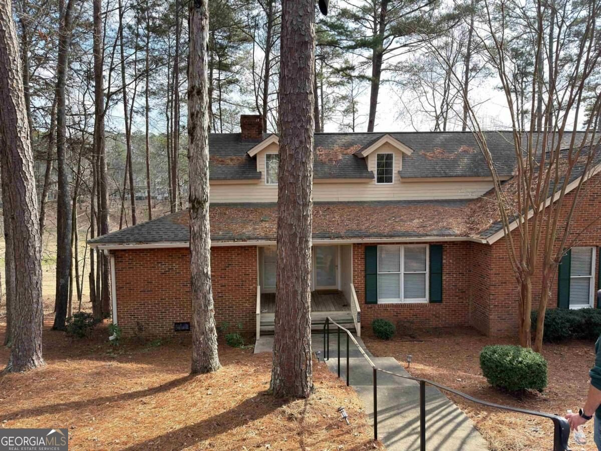 1030 Cupp Lane Greensboro - main photo