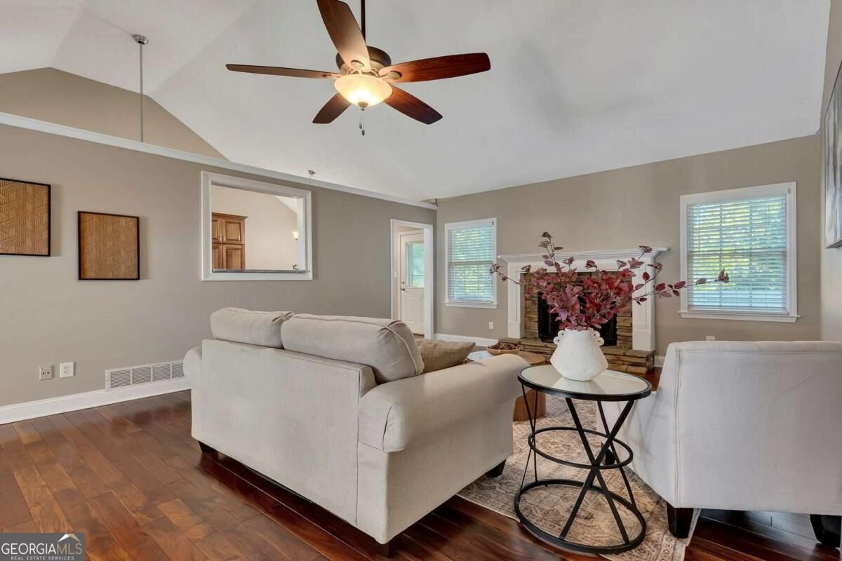 1034 Queensbury Run Acworth - Photo 9