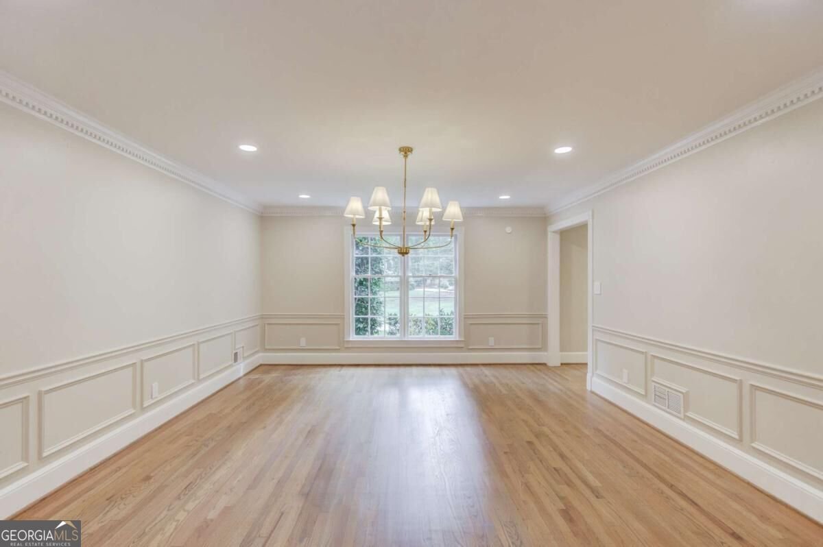 7680 Ryefield Drive Sandy Springs - Photo 11
