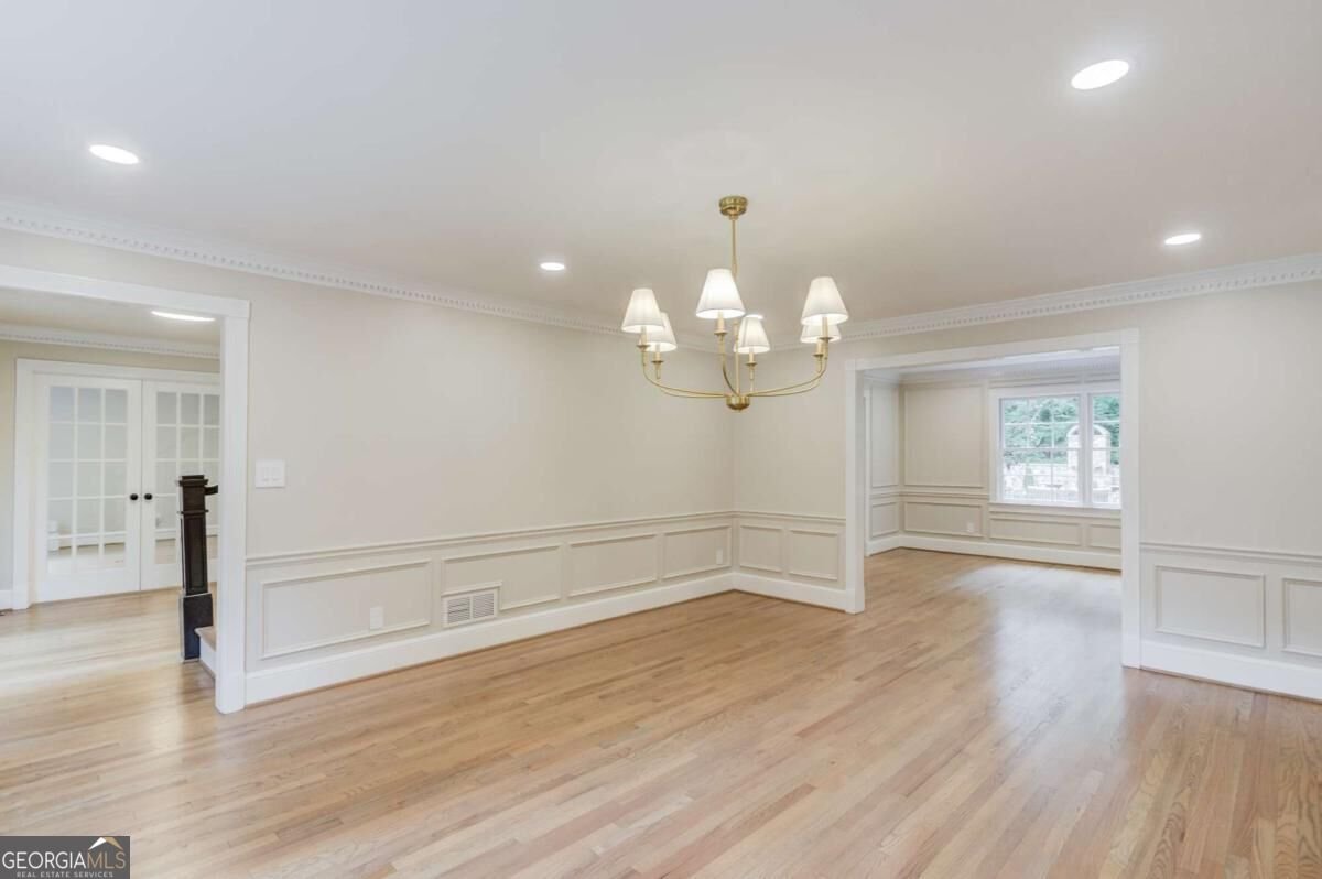 7680 Ryefield Drive Sandy Springs - Photo 12