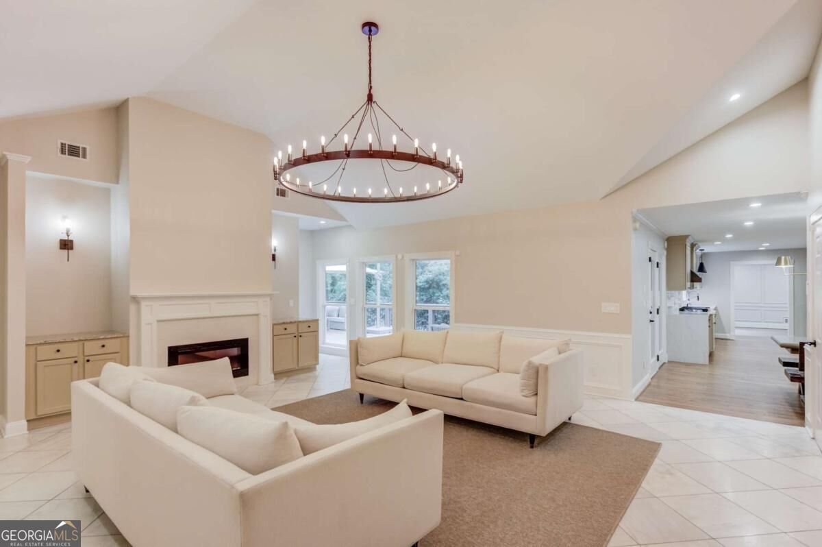 7680 Ryefield Drive Sandy Springs - Photo 17