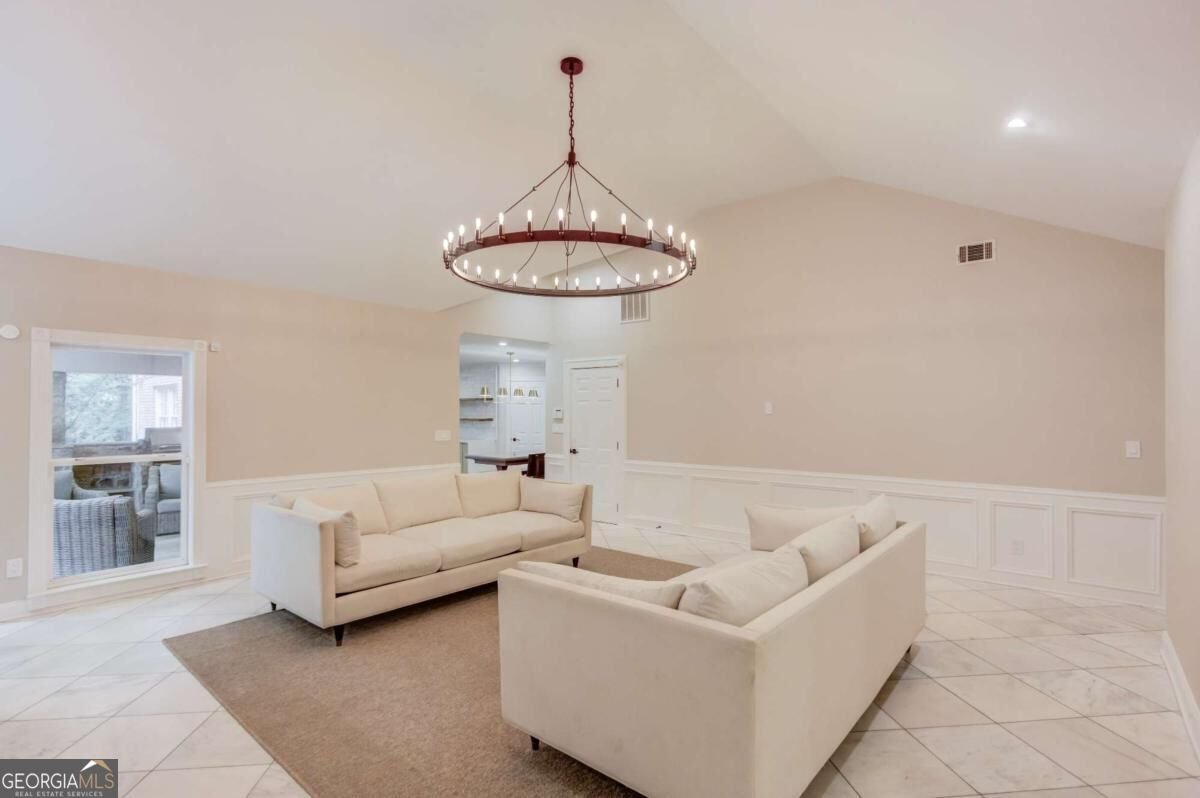 7680 Ryefield Drive Sandy Springs - Photo 19