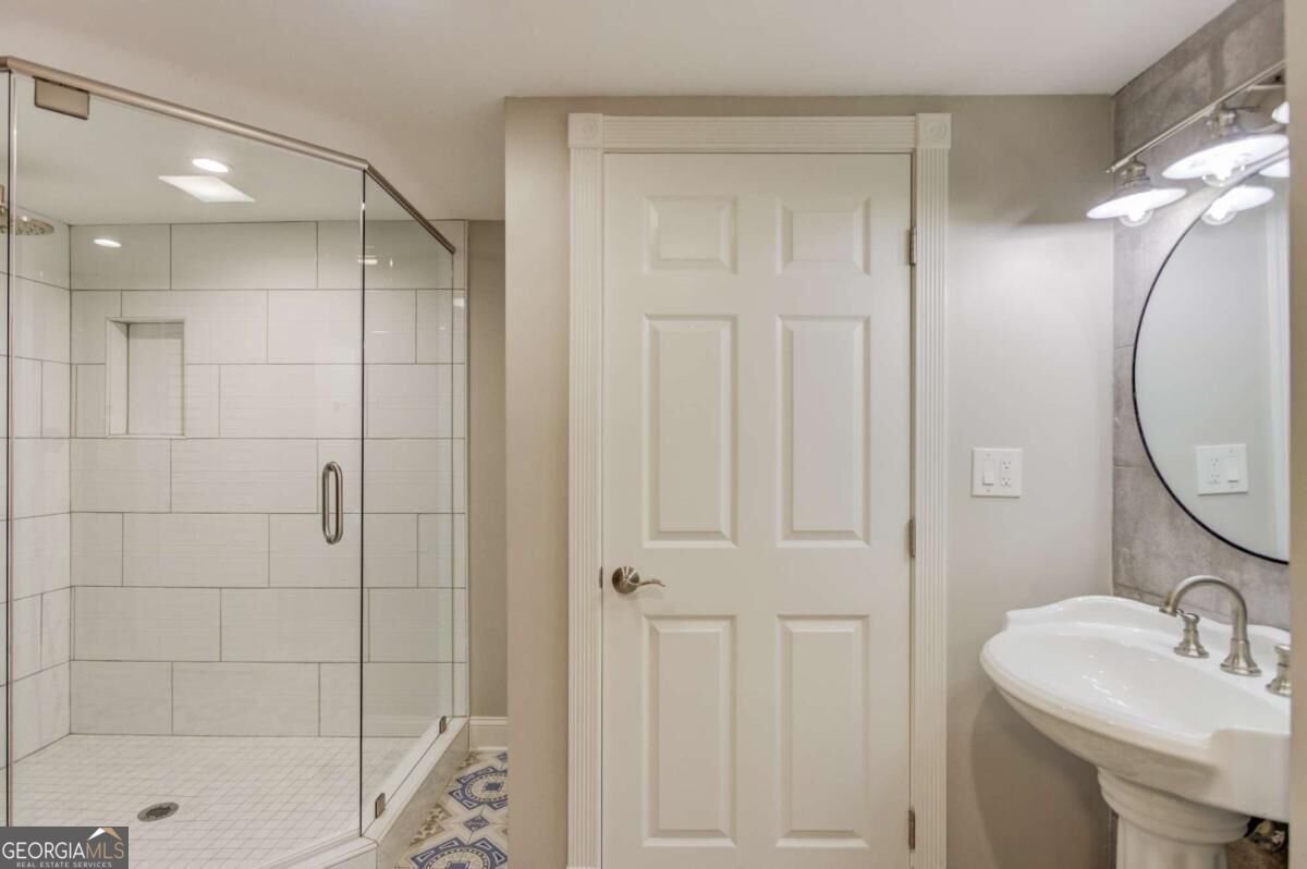 7680 Ryefield Drive Sandy Springs - Photo 58
