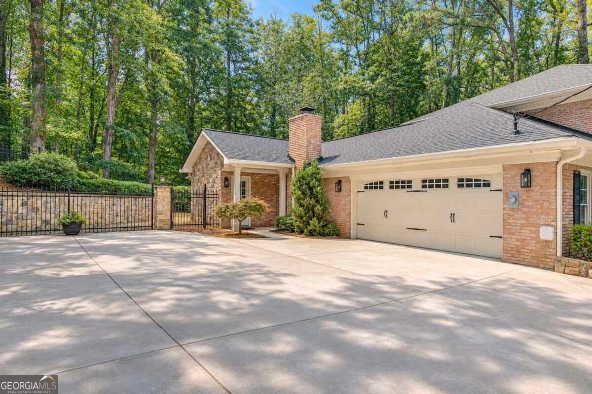 7680 Ryefield Drive Sandy Springs - Photo 74