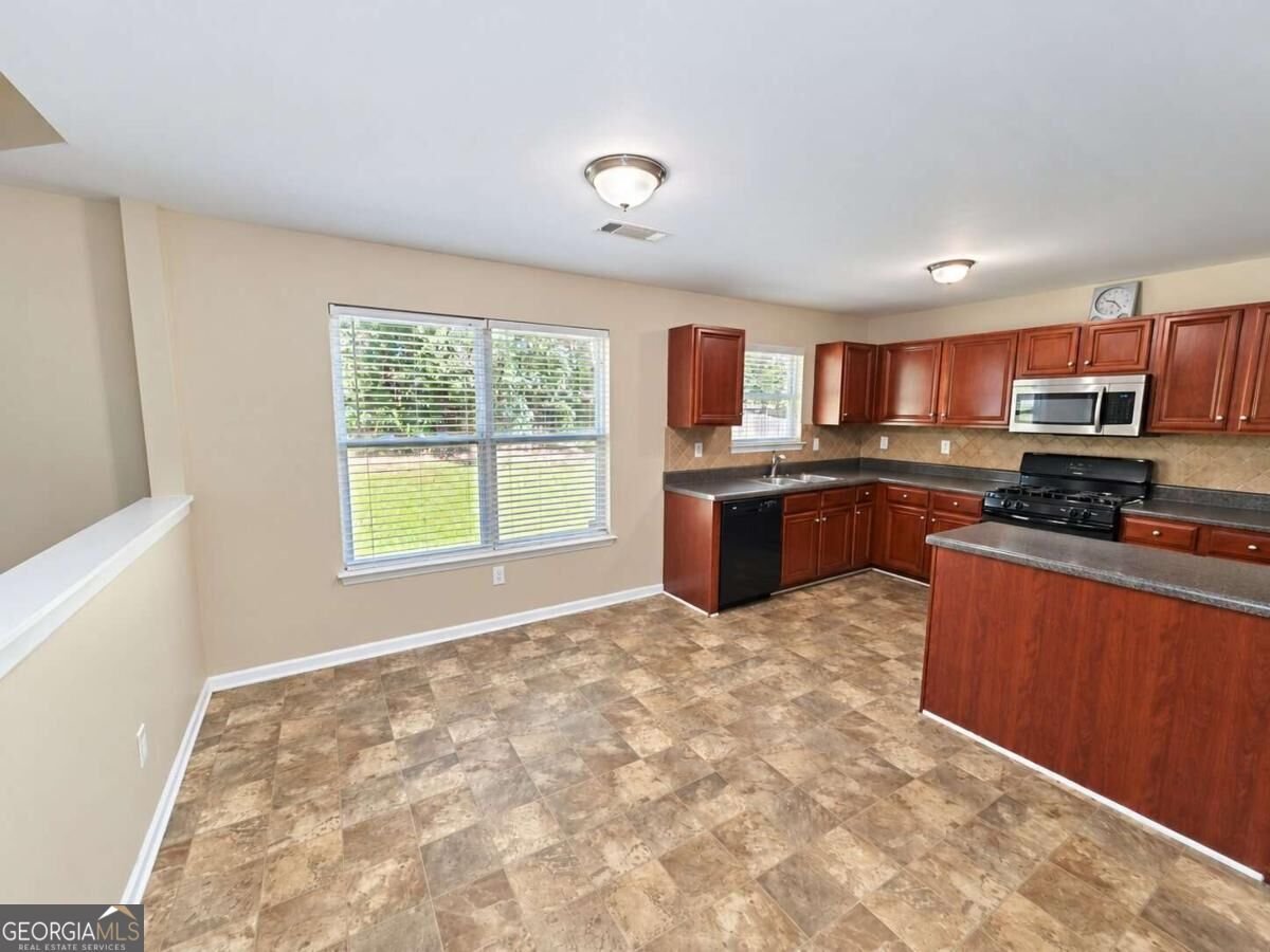 630 Ironstone Drive Fairburn - Photo 11