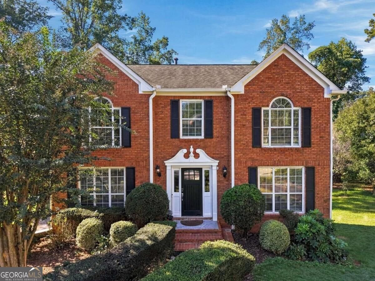 690 Ruxbury Court Suwanee - main photo