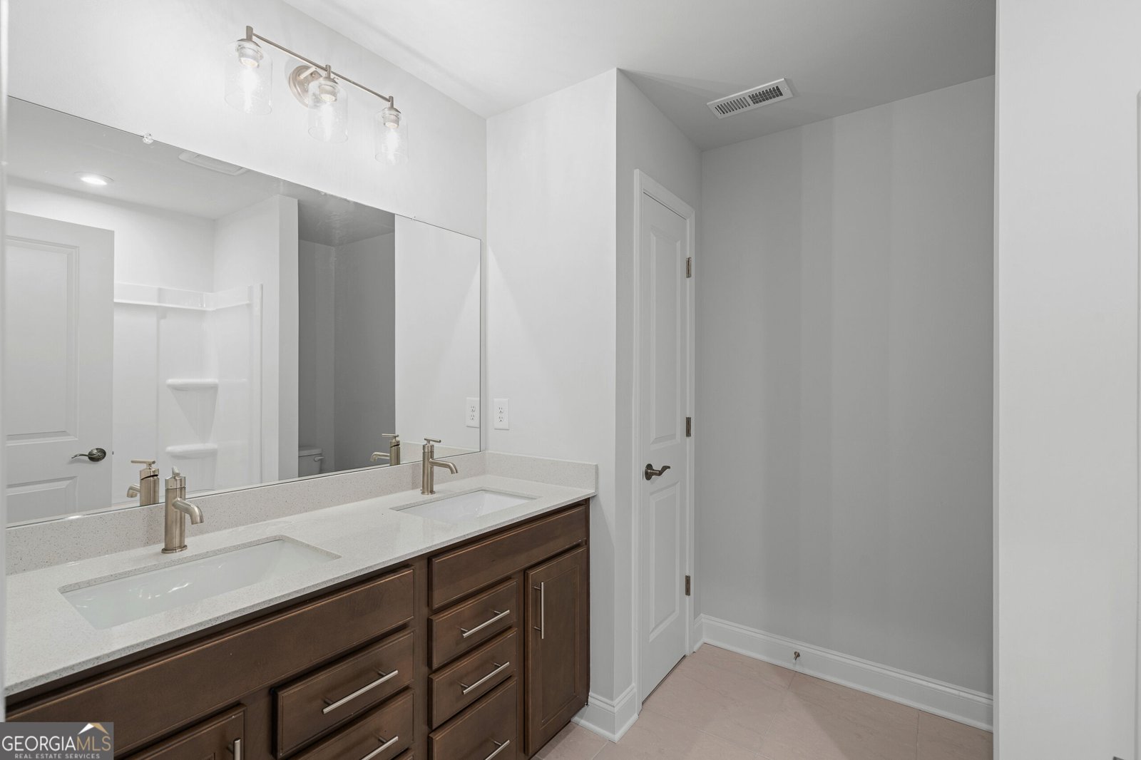 7124 Maple Brook Lane Flowery Branch - Photo 16