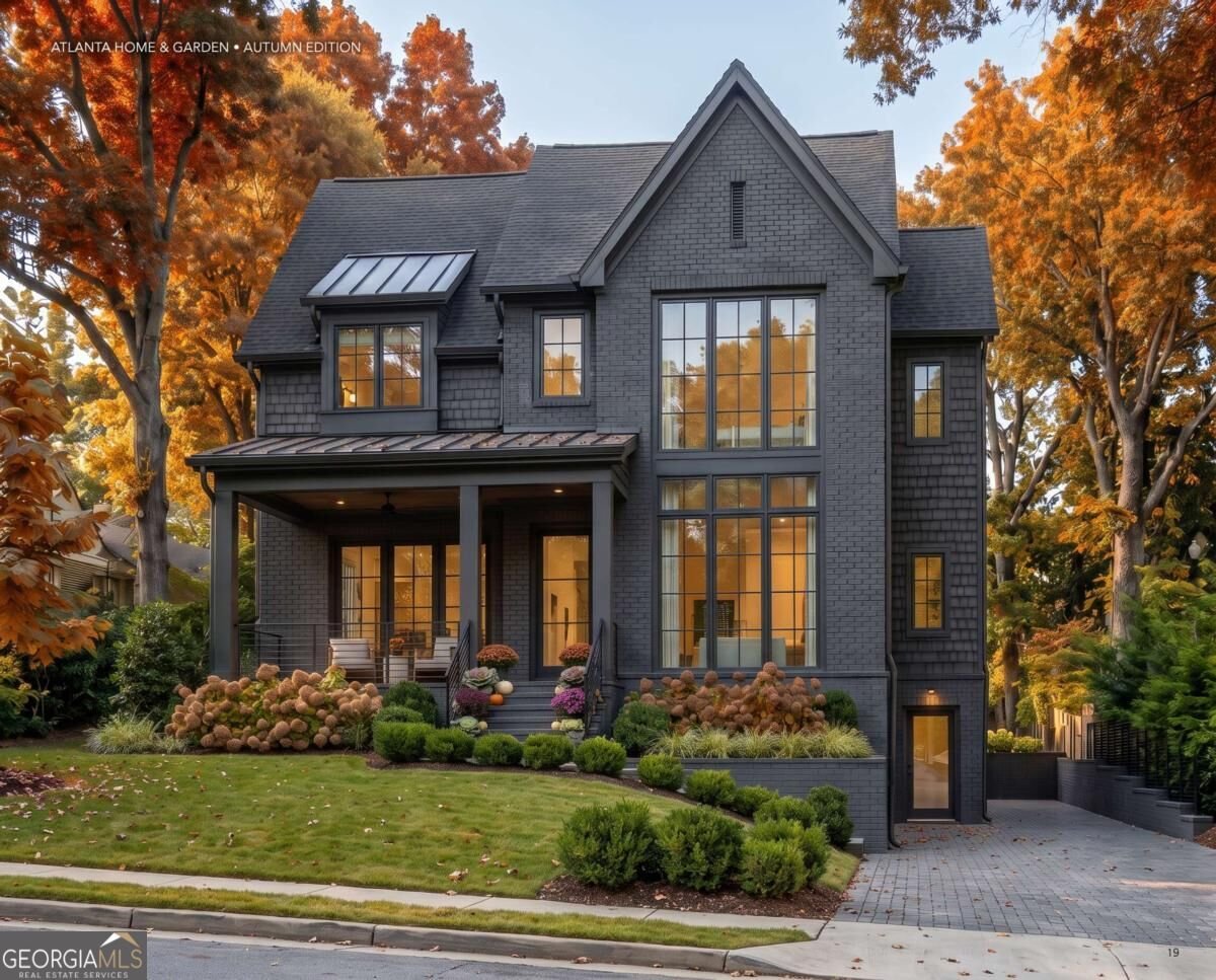 1373 Greenland Drive Atlanta - main photo