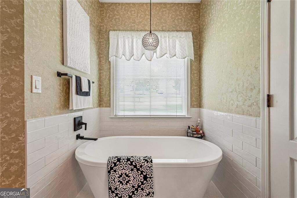 162 St Martin Drive Suwanee - Photo 18