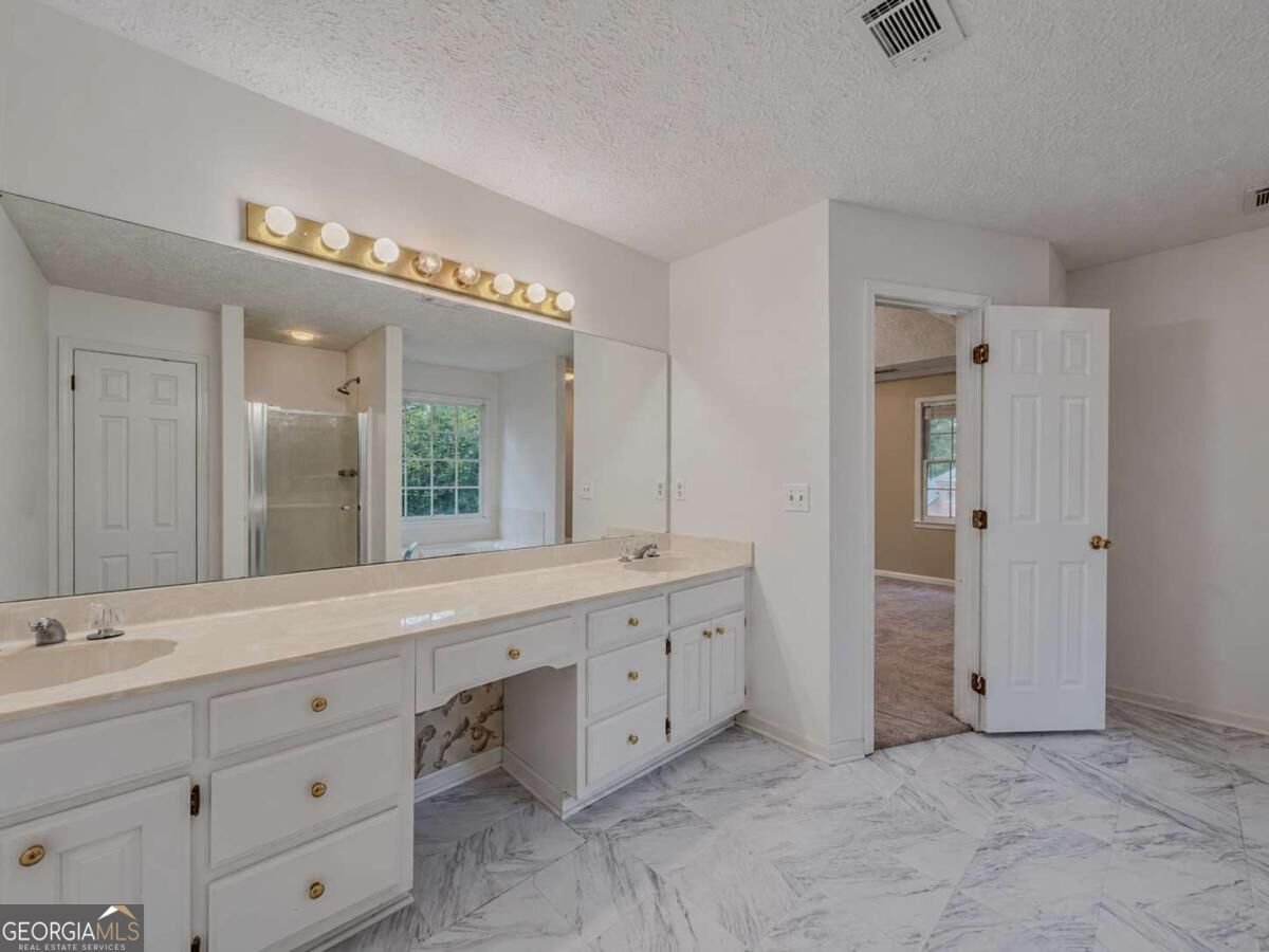 3381 Longfield Drive Snellville - Photo 12