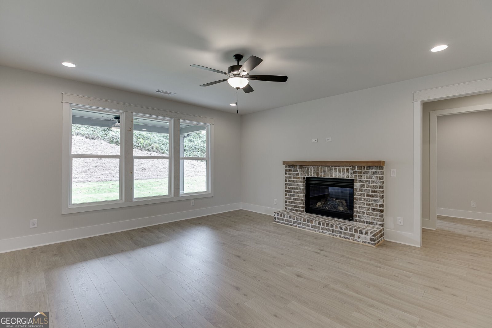 4870 Honeycrest Lane Buford - Photo 8