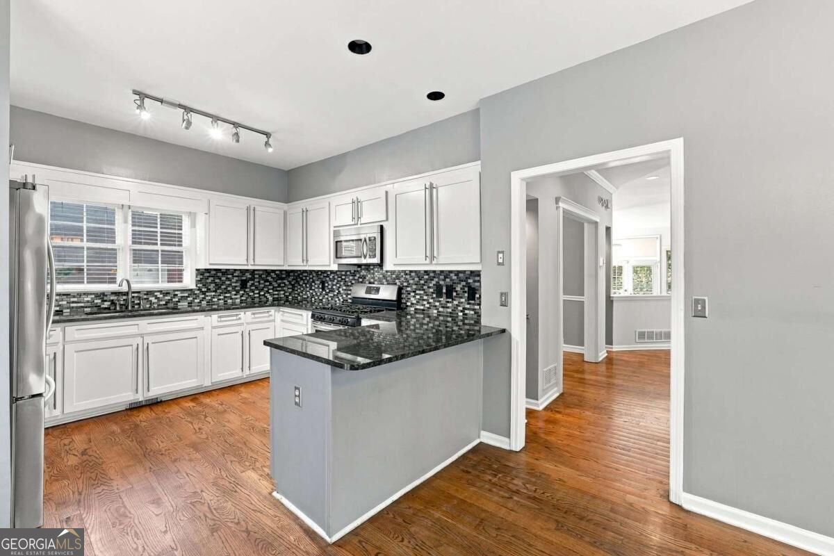 1821 Monroe Dr Atlanta - Photo 13