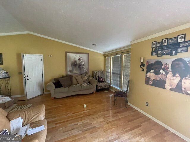 Photo 3