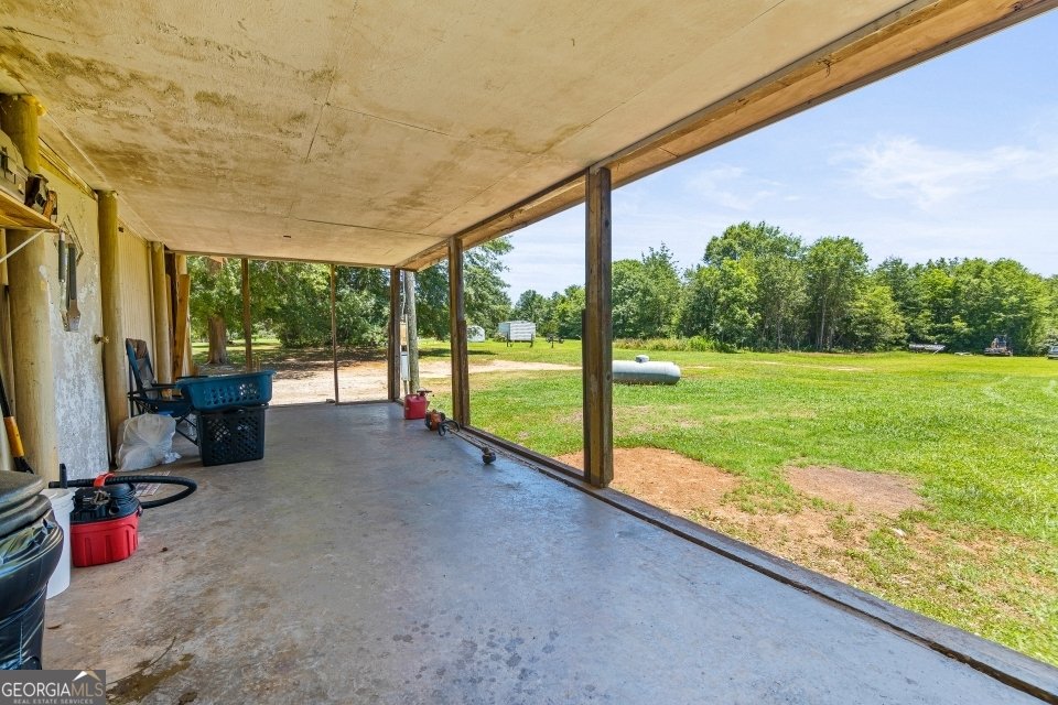1302 McDonough Road Griffin - Photo 16