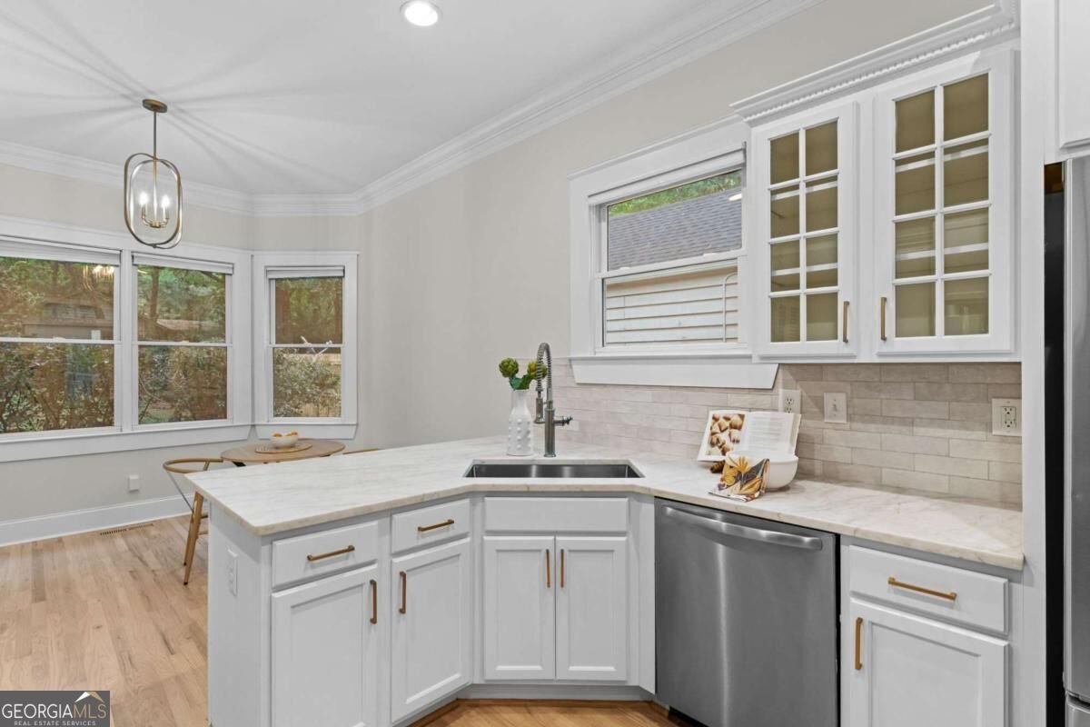 704 Clifton Road Atlanta - Photo 17