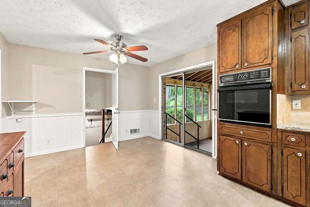 3450 Lake Drive Lawrenceville - Photo 11