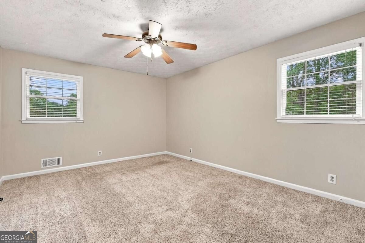 3450 Lake Drive Lawrenceville - Photo 12