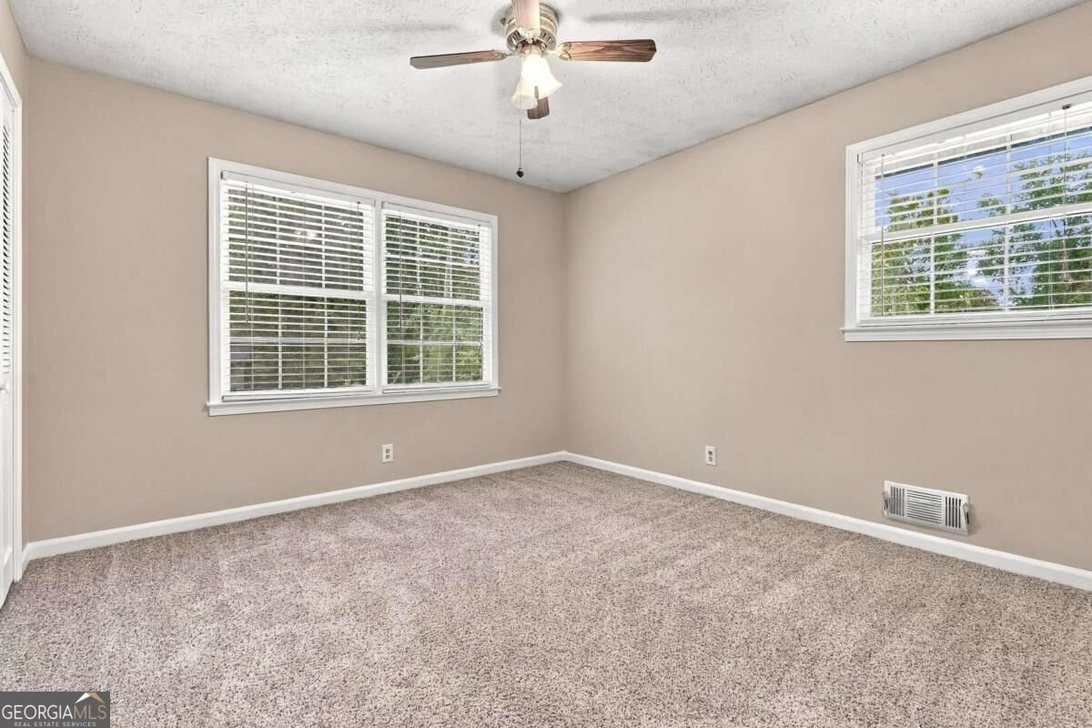 3450 Lake Drive Lawrenceville - Photo 18