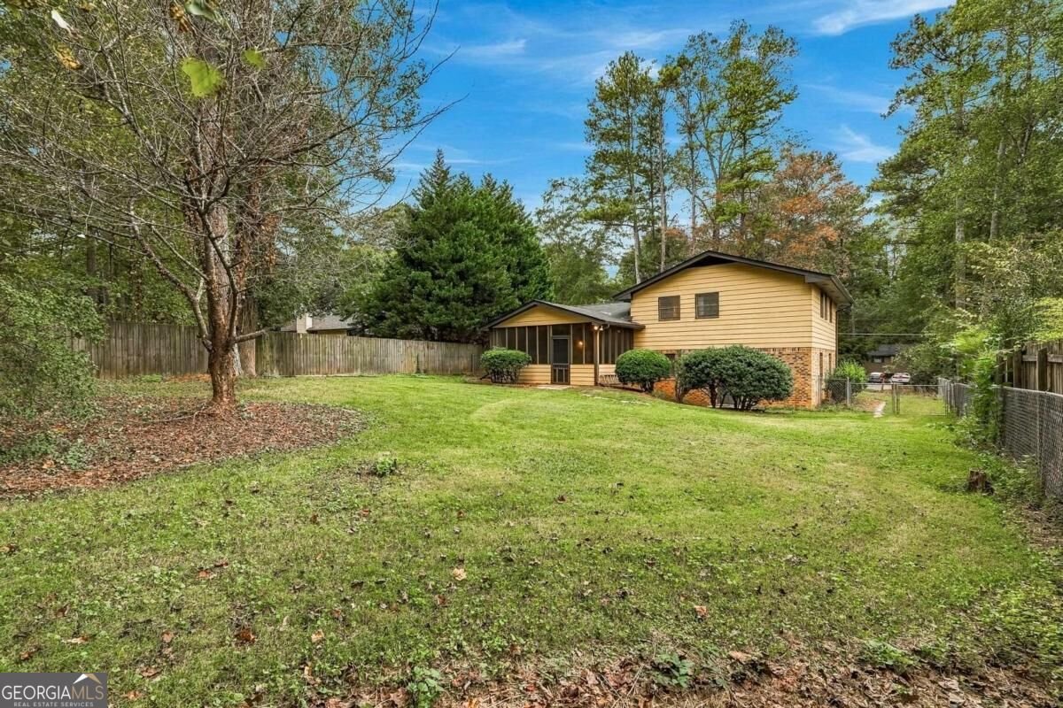3450 Lake Drive Lawrenceville - Photo 22