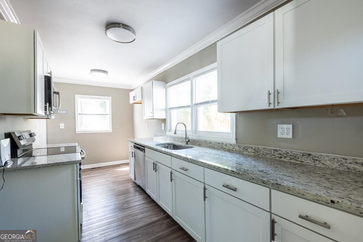 1568 Mayflower Avenue Atlanta - Photo 9